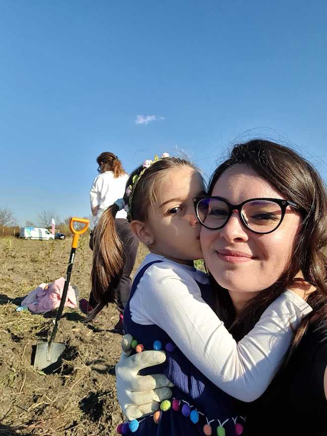 Roxana and Daria GivingTuesday